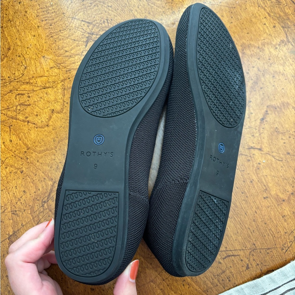 Black Rothy Flats Size 9 - Picture 2 of 2